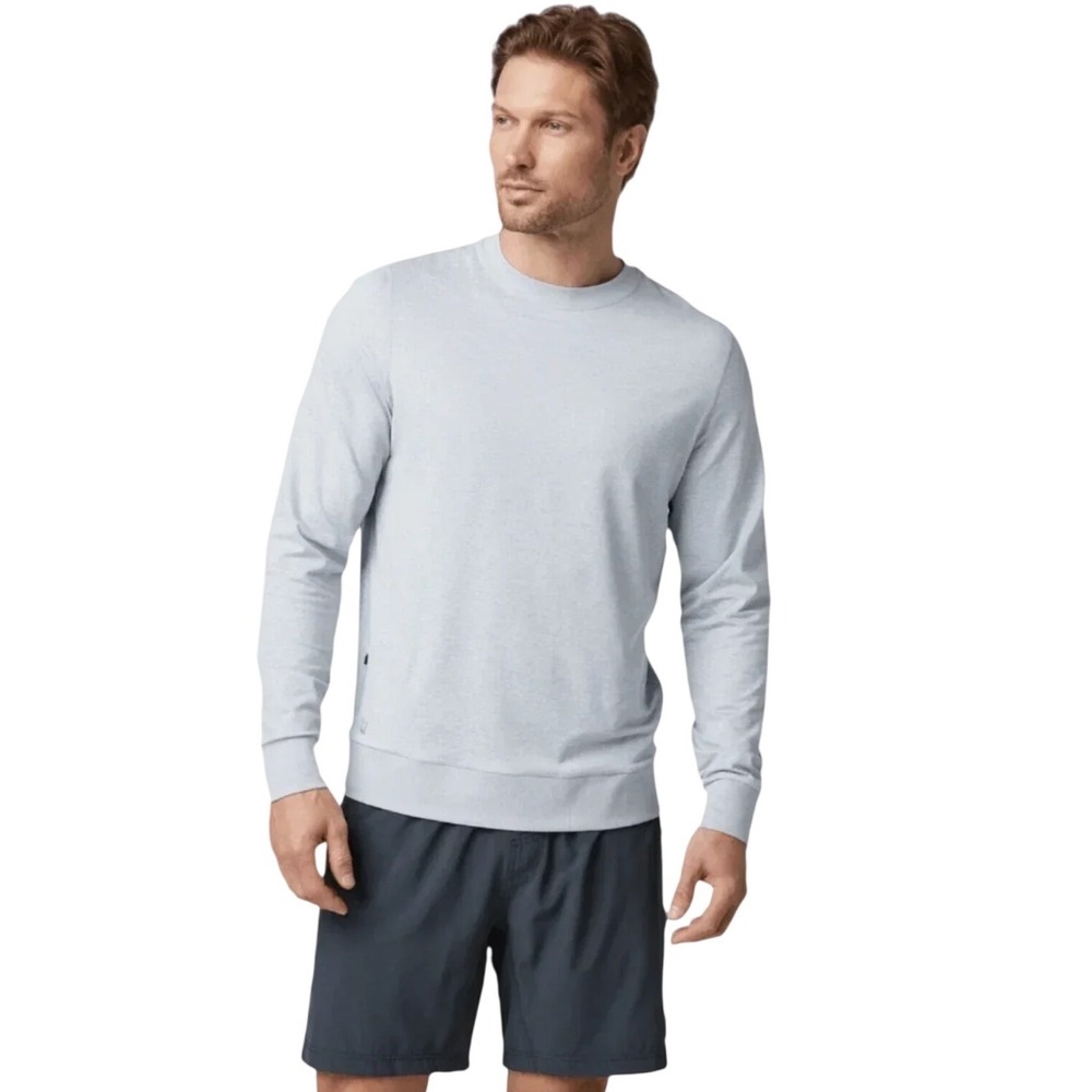 Vuori Ponto Performance Crew Men's M Light Heather Gray DreamKnit Pullover